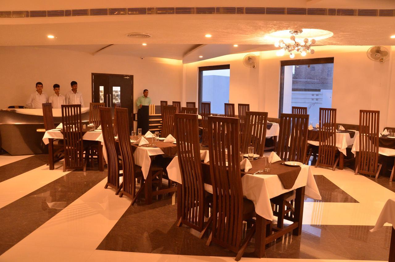 Hotel Bellevue Inn Gangānagar Exterior photo