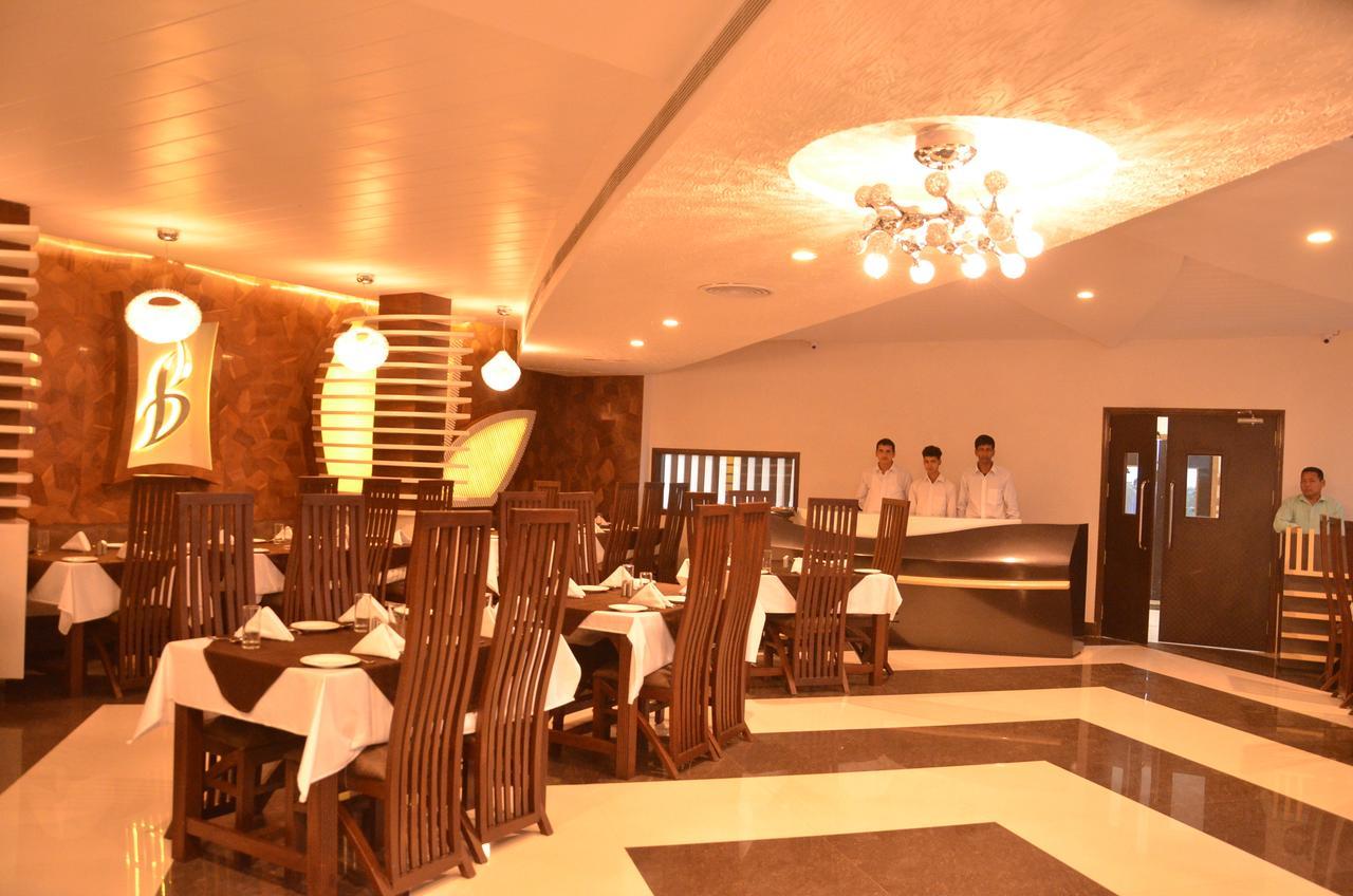 Hotel Bellevue Inn Gangānagar Exterior photo